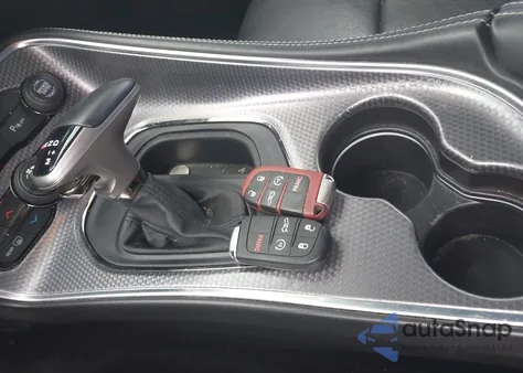 2016 Dodge Challenger z USA, uszkodzony, nr VIN 2C3CDZC91GH308644